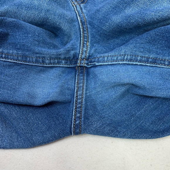 Old Navy Size 12 High Rise WOW Wide Leg Jeans Medium Wash Blue Denim “New Moon” - Picture 13 of 13